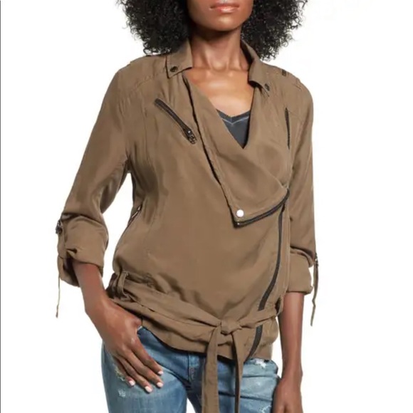 BLANKNYC Roll Sleeve Drape Jacket - Picture 2 of 8